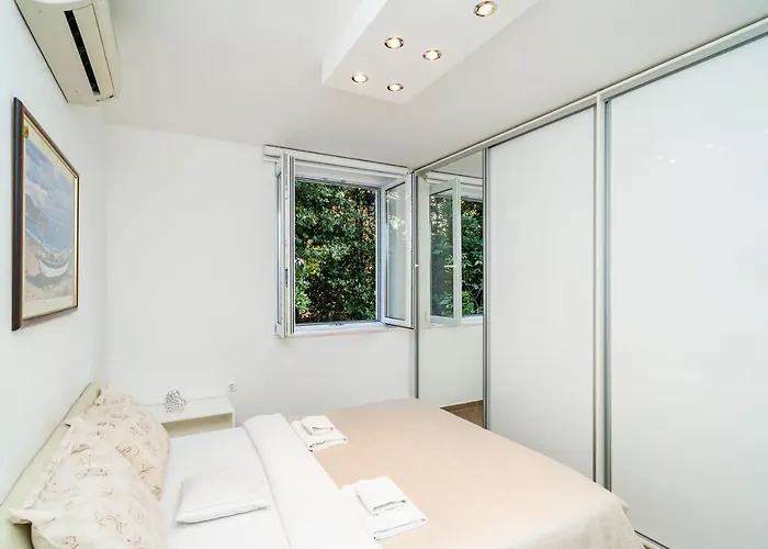 Spacious Two Bedroom