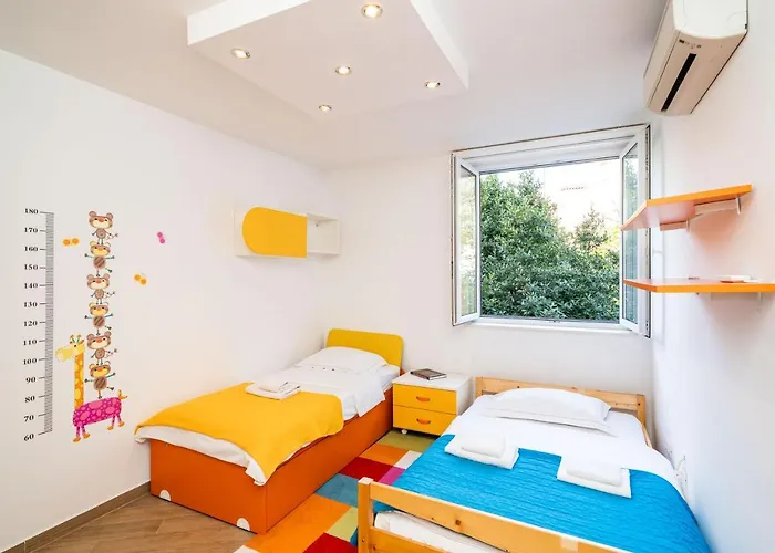 Spacious Two Bedroom *