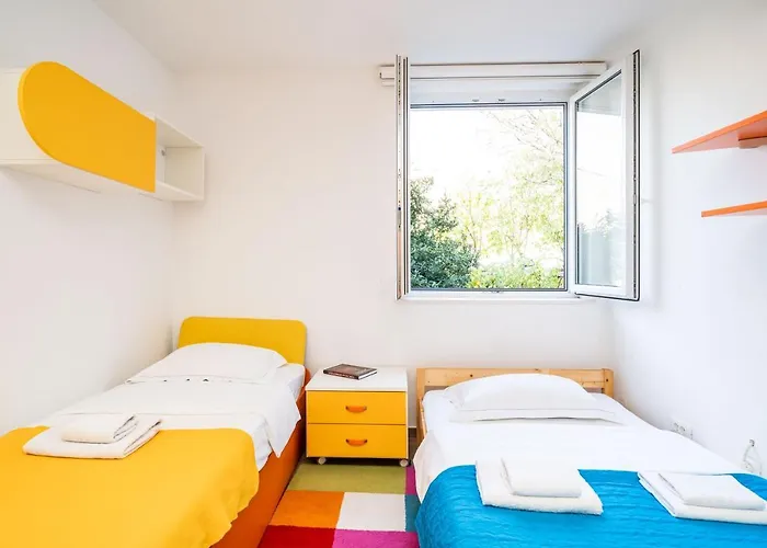 شقة Spacious Two Bedroom